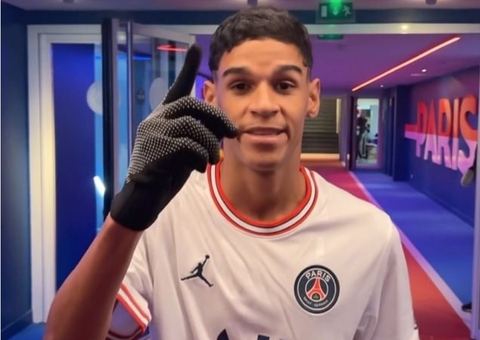 Luva de Pedreiro troca casa humilde por mansão e alfineta ex-empresário