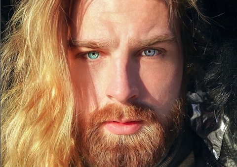 Conheça o cara mais bonito do mundo que fez Anitta parar show na Holanda; veja fotos