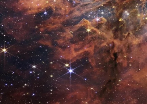 Fotos fascinantes do universo feitas pelo telescópio James Webb são divulgadas pela Nasa