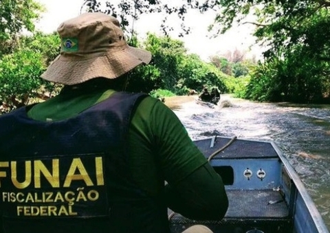 Servidores da Funai fazem paralisação na área onde Dom e Bruno foram mortos