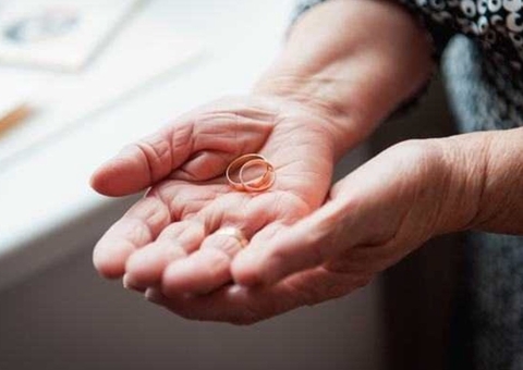 Justificar união estável não garante direito à pensão por morte do companheiro