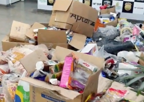 Produtos e alimentos vencidos são apreendidos em mercadinho na zona Leste de Manaus