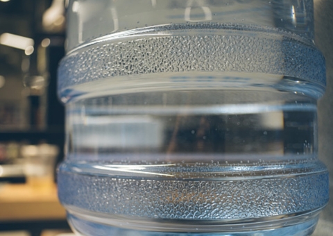 Regularização do uso de garrafões de água tem termo renovado no Amazonas pelo MPF