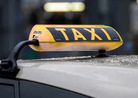 Governo pede a prefeituras cadastro de taxistas para pagar benefício