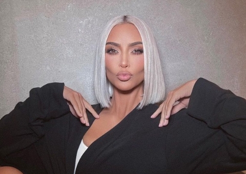 Kim Kardashian é criticada após publicar frase motivacional sobre 'não ter tudo'