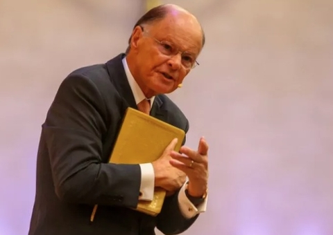 Vídeo: Edir Macedo sugere que fiéis doem bens para a Universal antes de morrerem