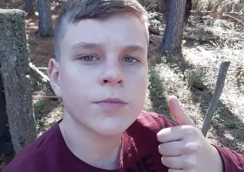 Adolescente morre após descarga elétrica em campo de futebol