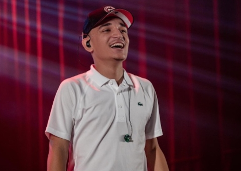 João Gomes vive affair com atriz, diz Leo Dias 