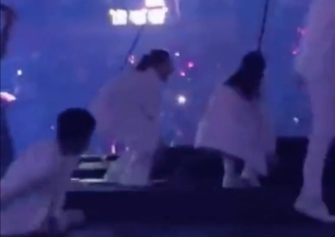 Vídeos mostram desespero do grupo Mirror após telão despencar em show