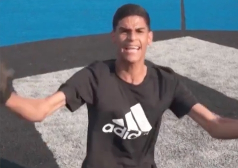 Luva de Pedreiro assina contrato milionário com a Adidas