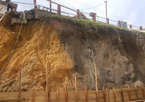 Vazante dos rios traz alerta para fenômeno das terras caídas no Amazonas