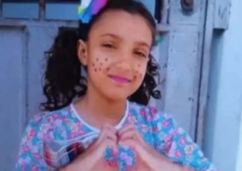 Menina de 10 anos sai para comprar pão e é encontrada morta em matagal 