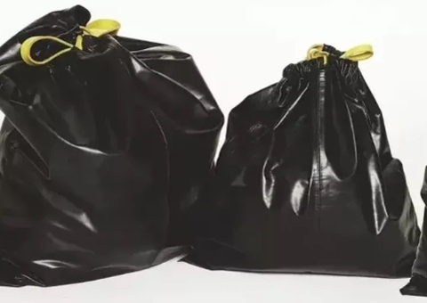 Bolsa inspirada em saco de lixo é vendida por R$ 9 mil; Veja 