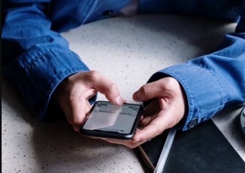 WhatsApp lança opções de esconder o 'online' e 'sair de grupos discretamente'