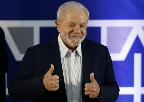Plano de governo de Lula prevê nova lei trabalhista e valorização do salário mínimo