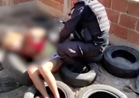 Mulher prestes a ser queimada viva em pneus é resgatada pela PM