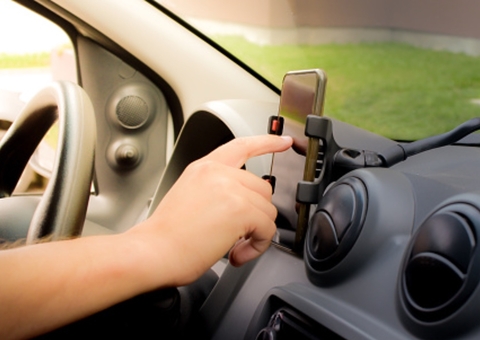 Motoristas de app sem CNH têm transportado passageiros com documentos falsos no Amazonas, alerta PRF