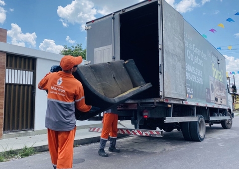 Serviço de coleta agendada de grandes objetos continua em Manaus