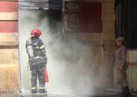 Morre vítima de incêndio no Mercado Adolpho Lisboa em Manaus