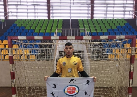 Jogador da Nilton Lins assina com time e vai jogar handebol em Portugal