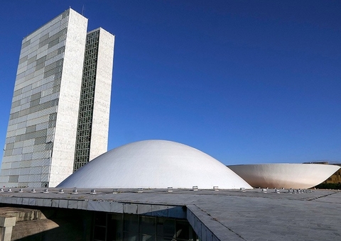 Senado abre concurso público com 1.014 vagas e remuneração de até R$ 33 mil