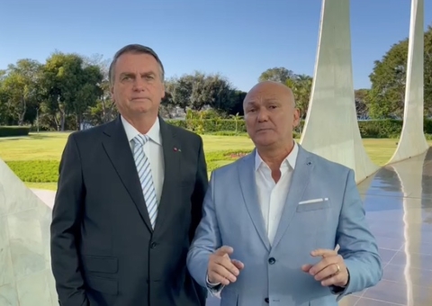 Em Brasília, coronel Menezes grava vídeo com Bolsonaro para programa eleitoral