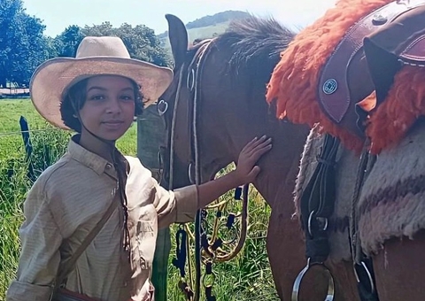 Ator de Pantanal coloca sonda após atropelamento; Saiba estado de saúde