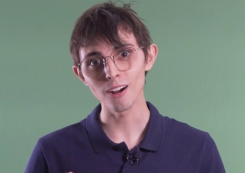 Com 1 segundo na TV, Amom Mandel pede para eleitor beber água em propaganda eleitoral