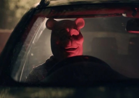 Filme de terror com Ursinho Pooh e Leitão ganha primeiro trailer; veja