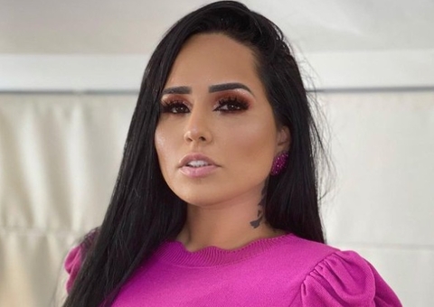 Com novo visual, Perlla retoma carreira gospel pela 2° vez