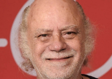 Tônico Pereira vende bens e adia prótese peniana em meio à crise 