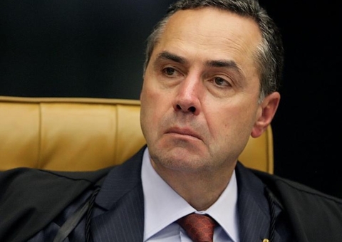 Ministro do STF, Barroso suspende piso salarial para enfermeiros 