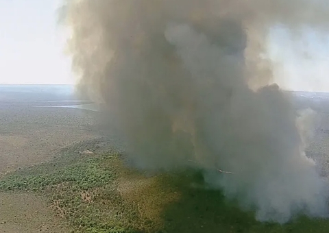 Incêndio de grandes proporções atinge Parque Nacional de Brasília