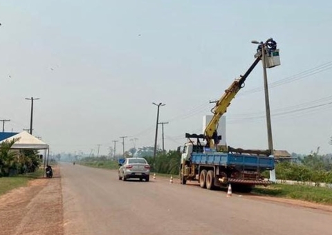 Boca do Acre é o 14º município a receber instalação de iluminação de LED