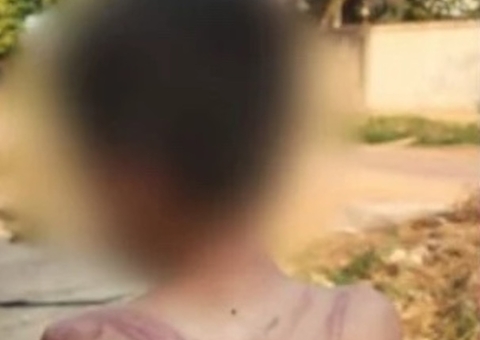 Mãe dá surra de galho em filho que não pagou farinha para vizinha