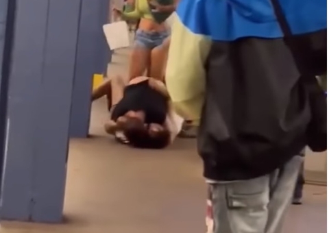 Lutador Renzo Gracie imobiliza homem que o ofendeu no metrô dos EUA; vídeo