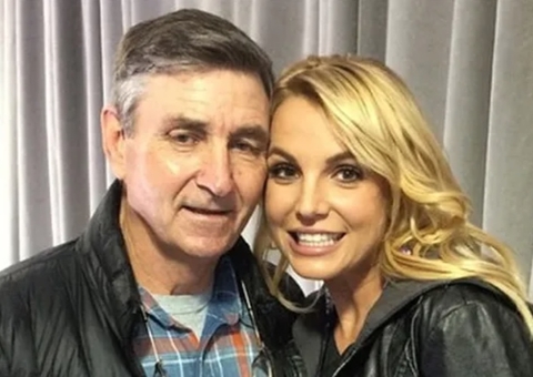 Pai de Britney Spears entra com recurso contra fim da tutela  