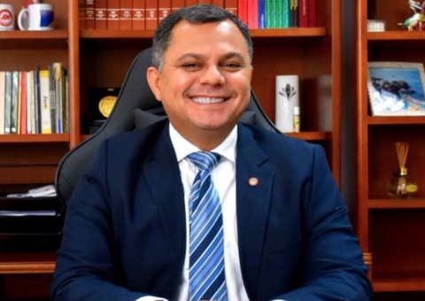 Alberto Rodrigues é mantido no cargo de procurador-geral de Justiça do Amazonas