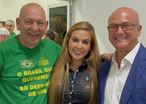 Luciano Hang faz campanha para Coronel Menezes ao Senado
