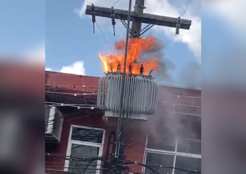 Transformador em chamas assusta moradores em Manaus; vídeo