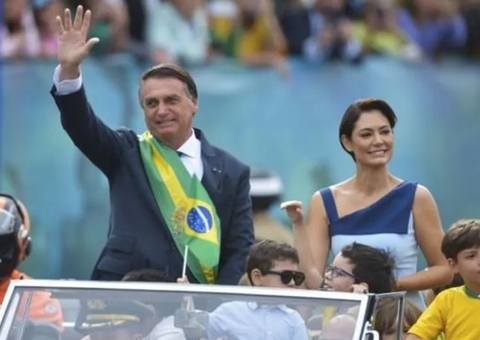 7 de Setembro: TSE dá 24 horas para Bolsonaro excluir imagens das redes