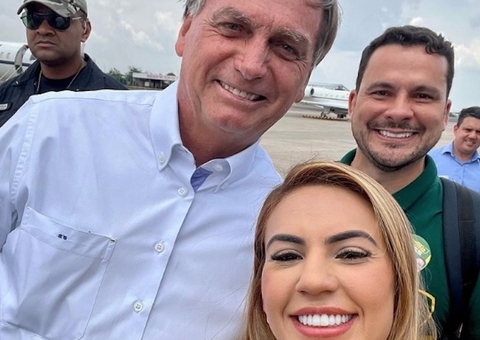 Bolsonaro chega a Manaus para comício e reunião sobre 5G