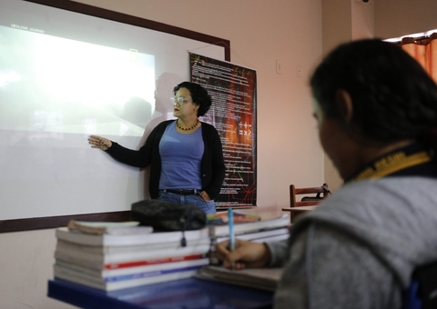 Servidores de 104 escolas vão receber 14º salário no Amazonas; veja lista
