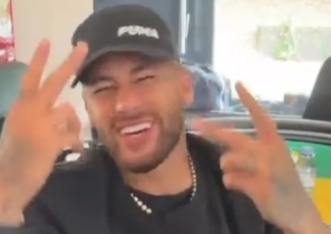 Apoiador de Bolsonaro, Neymar terá que vir ao Brasil para confirmar voto 