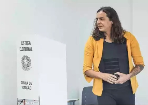 Ameaçada de morte, candidata trans usou colete à prova balas para votar
