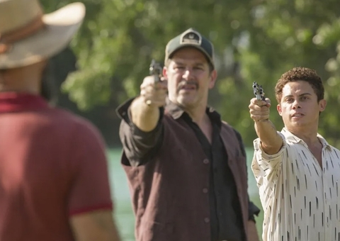 Em 'Pantanal', Tenório diz que Alcides é sua nova Bruaca e é morto pelo peão