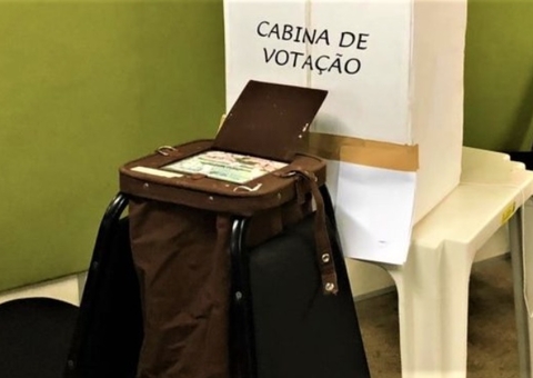 TRE conclui contagem dos votos de papel no interior do Amazonas