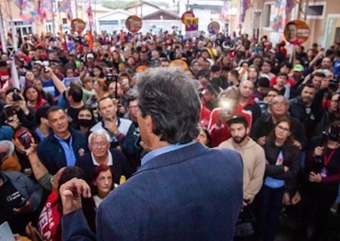Campanha de Haddad busca apoios e vive tensão com equipe de Lula