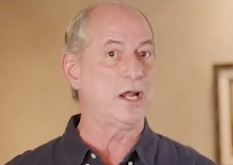 ’Não aceitarei qualquer cargo em eventual futuro governo’, diz Ciro ao apoiar Lula