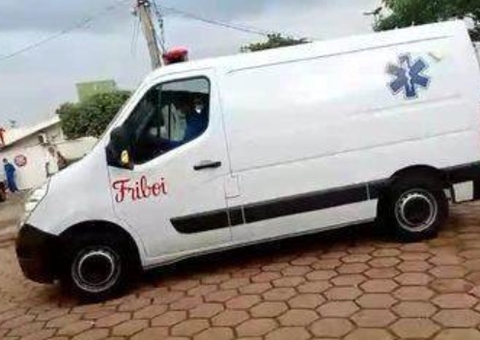 Funcionários de frigorífico passam mal após vazamento de amônia